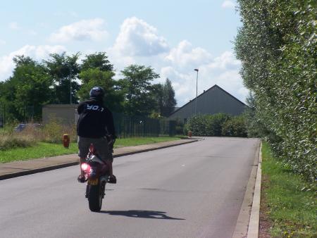 WHEELING DEBOUT